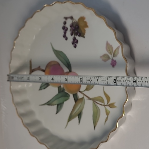 Vintage Royal worcester evesham gold trim pie plate - Picture 6 of 8